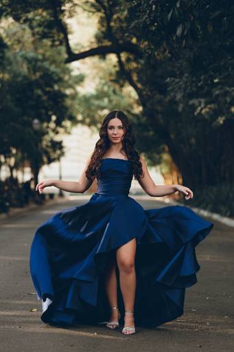 ensaio fotografico feminino book debutante 15 anos Museu do Ipiranga | fotografo em Guaruja Ton Prans Fotografia