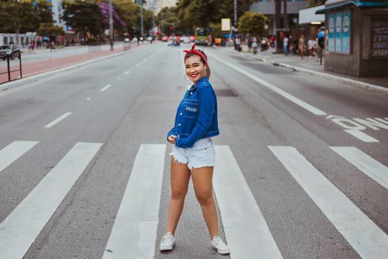 ensaio fotografico feminino book debutante 15 anos Paulista Avenida | fotografo em Guaruja Ton Prans Fotografia