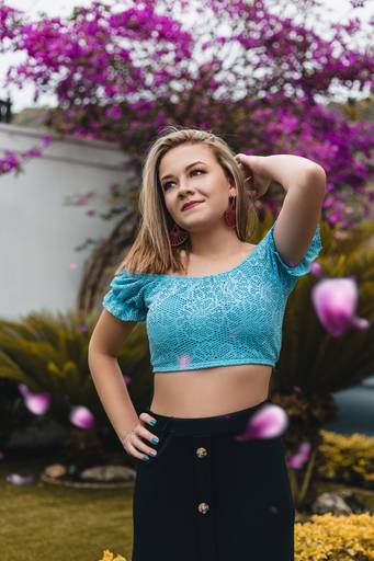 ensaio fotografico feminino book debutante 15 anos Praia Praia Guaiúba Praça | fotografo em Guaruja Ton Prans Fotografia