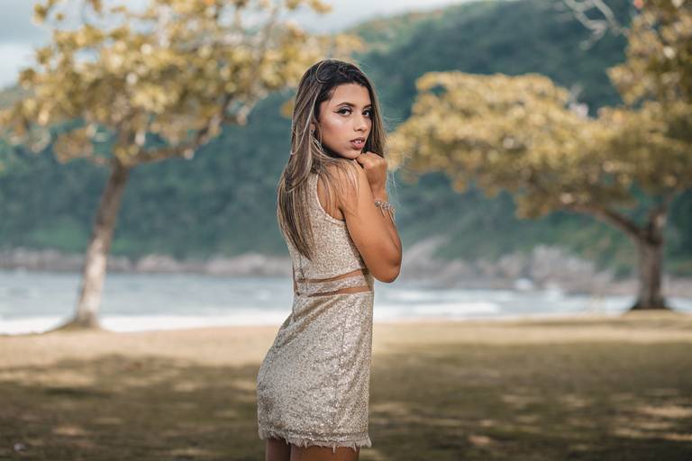 ensaio fotografico feminino book debutante 15 anos Praia Praia Guaiúba Praça | fotografo em Guaruja Ton Prans Fotografia