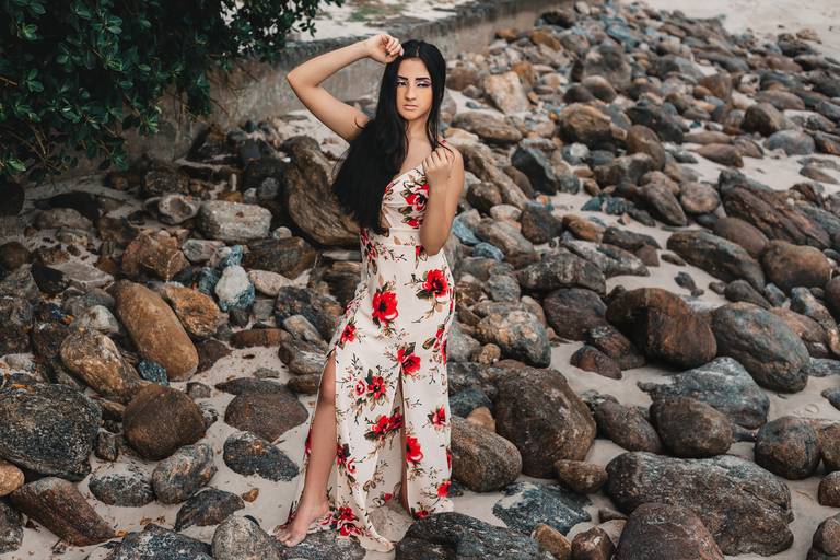 ensaio fotografico feminino book debutante 15 anos Praia São Pedro | fotografo em Guaruja Ton Prans Fotografia