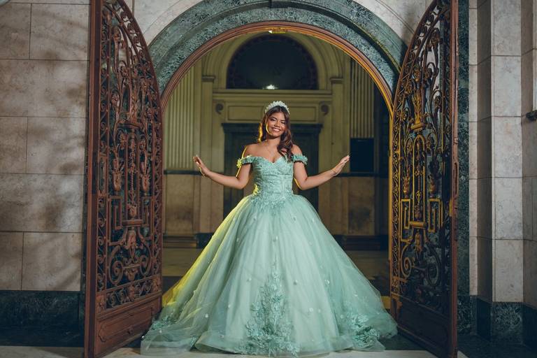 ensaio fotografico feminino book debutante 15 anos Centro Santos Prefeitura | fotografo em Guaruja Ton Prans Fotografia