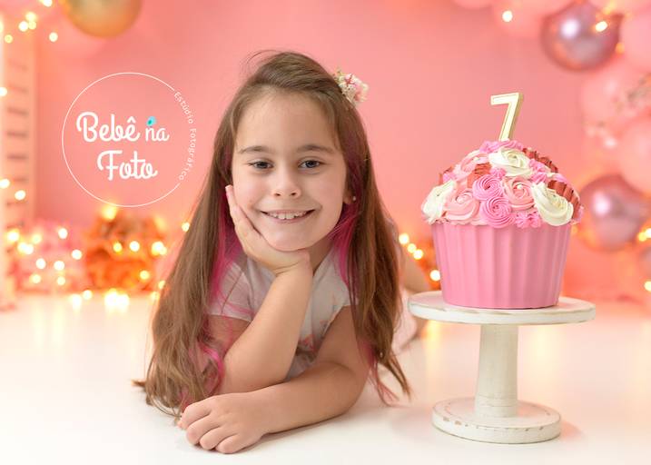 smash the cake menina 7 anos