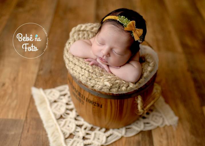 newborn no baldinho