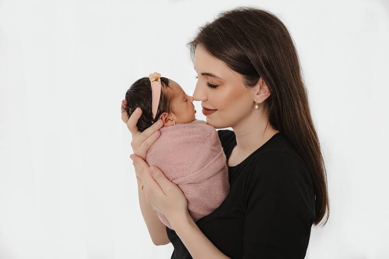 estúdio de fotografia newborn Curitiba fotógrafa newborn Curitiba ensaio newborn Curitiba 