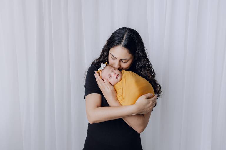 estúdio de fotografia newborn Curitiba fotógrafa newborn Curitiba ensaio newborn Curitiba 