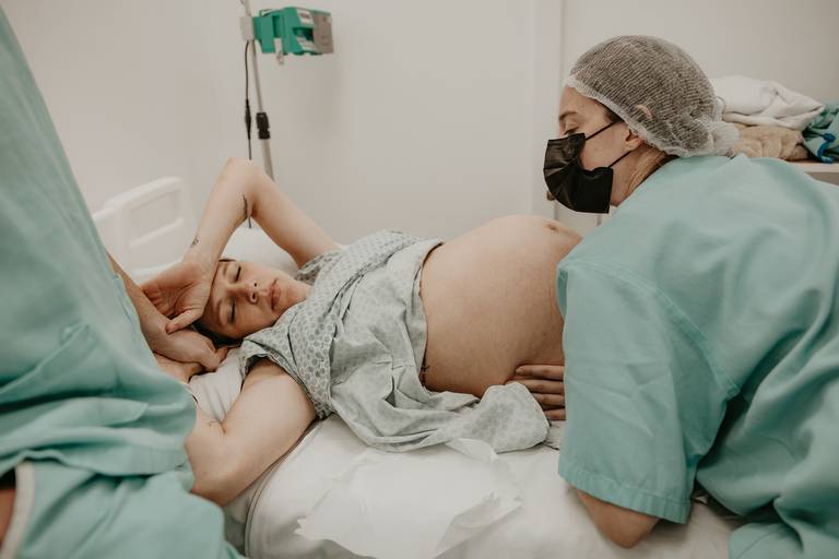 Fotografia de parto Curitiba Fotos de parto Fotógrafa de parto Curitiba   