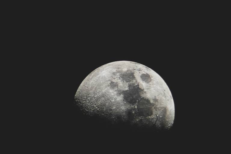 Lua Crescente (Telescópio)