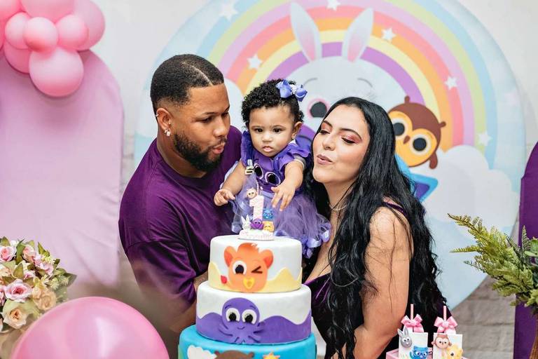 Fotógrafa de Volta Redonda, capturando momentos especiais de aniversário infantil.