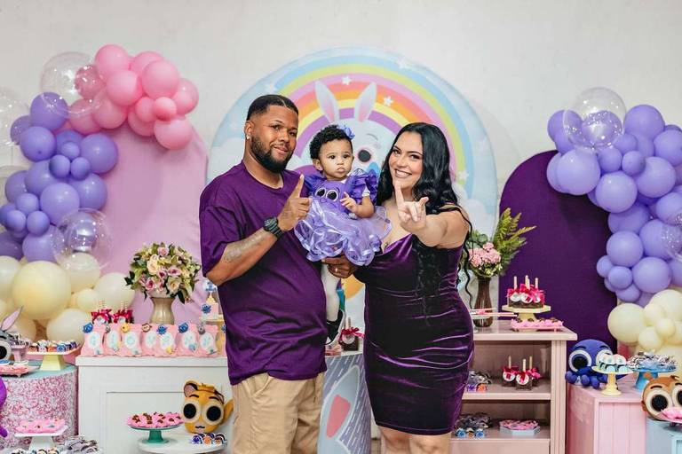 Fotógrafa de Volta Redonda, capturando momentos especiais de aniversário infantil.