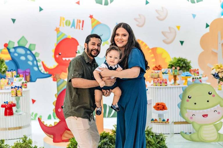 Fotógrafa de Volta Redonda, capturando momentos especiais de aniversário infantil.