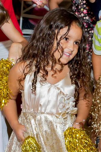 Fotógrafa de Volta Redonda, capturando momentos especiais de aniversário infantil.