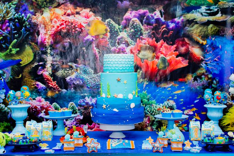 Fotógrafa de Volta Redonda, capturando momentos especiais de aniversário infantil.