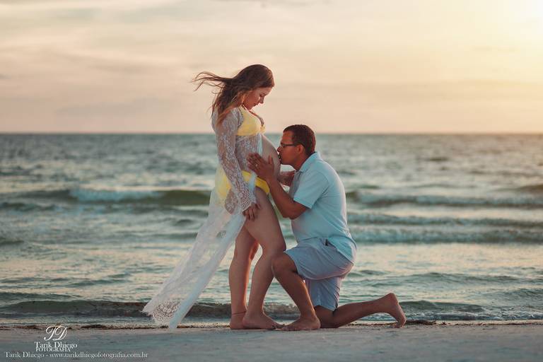 ensaio gestante Debora e Danilo, Estados Unidos, Sarasota Beach, Sestakey, praia, figurino branco para ensaio gestante