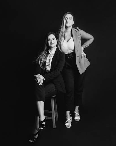 Perfil profissional - Fotografia 
de mulheres especialistas em marketing digital