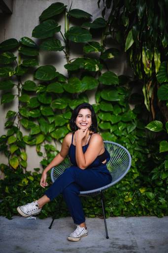 Carol Resende é diretora, atriz e fotógrafa - Retratos coorporativos em Brasília