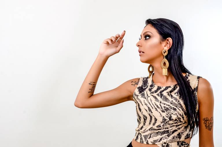 Ensaio em Estúdio de Herida Carolinoli 