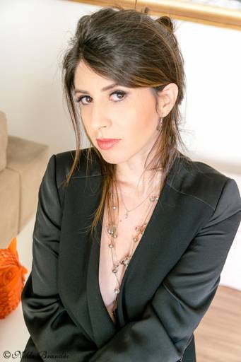 Inspire-se com essa linda galeria das mais belas fotografias boudoir feitas pela fotógrafa Nilda Brandão. 