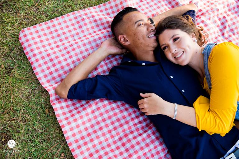 ensaio pre wedding em holambra sp  fotografado por maiara dias campinas sp