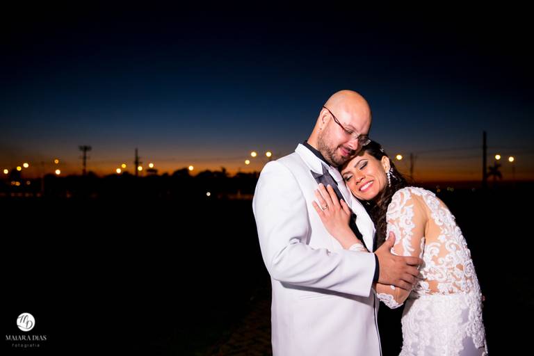 FOTOS DE CASAMENTO AO AR LIVRE NA IGREJA DE DIA DE NOITE FOTOGRAFIA MAIARA DIAS  CAMPINAS SP