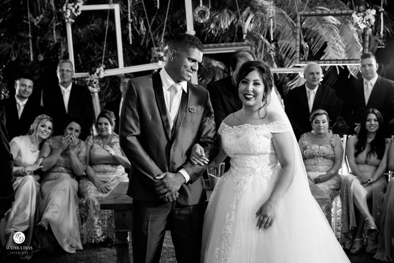 FOTOS DE CASAMENTO AO AR LIVRE NA IGREJA DE DIA DE NOITE FOTOGRAFIA MAIARA DIAS CAMPINAS SP
