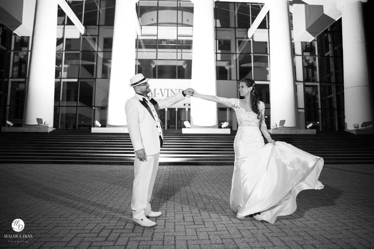 FOTOS DE CASAMENTO AO AR LIVRE NA IGREJA DE DIA DE NOITE FOTOGRAFIA MAIARA DIAS  CAMPINAS SP