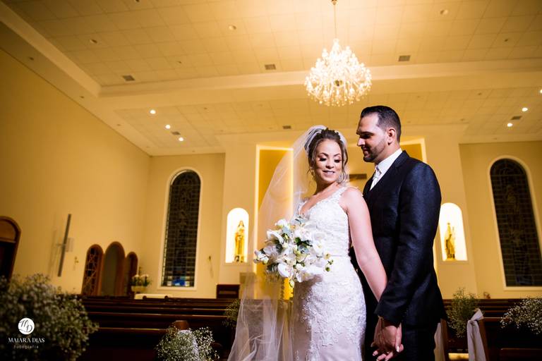 FOTOS DE CASAMENTO AO AR LIVRE NA IGREJA DE DIA DE NOITE FOTOGRAFIA MAIARA DIAS  CAMPINAS SP