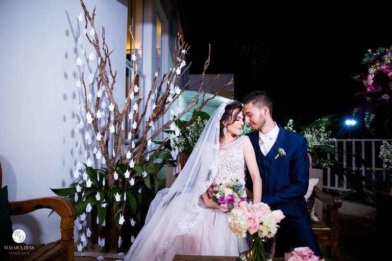 FOTOS DE CASAMENTO AO AR LIVRE NA IGREJA DE DIA DE NOITE FOTOGRAFIA MAIARA DIAS  CAMPINAS SP