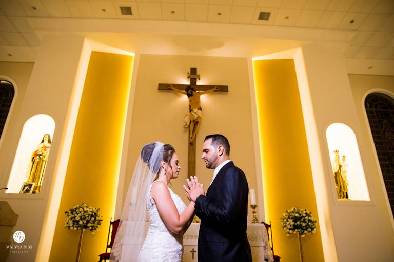 FOTOS DE CASAMENTO AO AR LIVRE NA IGREJA DE DIA DE NOITE FOTOGRAFIA MAIARA DIAS  CAMPINAS SP