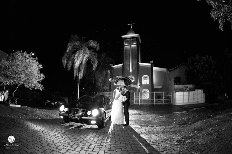 FOTOS DE CASAMENTO AO AR LIVRE NA IGREJA DE DIA DE NOITE FOTOGRAFIA MAIARA DIAS  CAMPINAS SP