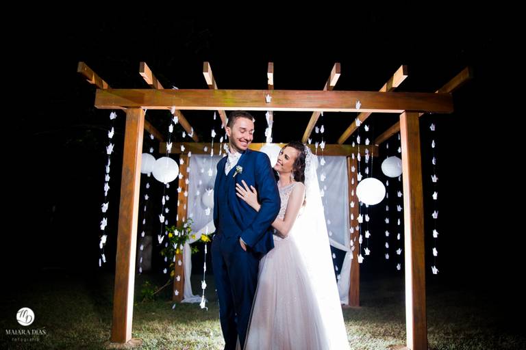 FOTOS DE CASAMENTO AO AR LIVRE NA IGREJA DE DIA DE NOITE FOTOGRAFIA MAIARA DIAS  CAMPINAS SP