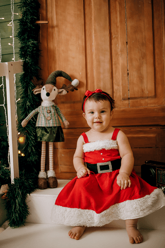 cenario de natal, casa do papai noel, moto elétrica, estídio fotografico em jau, fotografia infantil, bauru, dois córregos, fotos de natal, familia, 