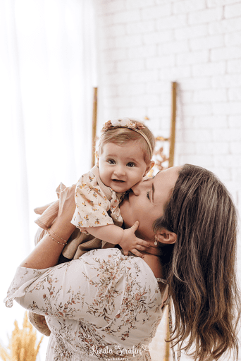 sessao forografica dia das maes, ensaio dia das maes, dia das maes, estudio fotografico em bauru, estudio em jau, foto de dia das maes, presente dia das maes