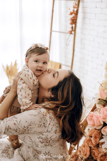 sessao forografica dia das maes, ensaio dia das maes, dia das maes, estudio fotografico em bauru, estudio em jau, foto de dia das maes, presente dia das maes