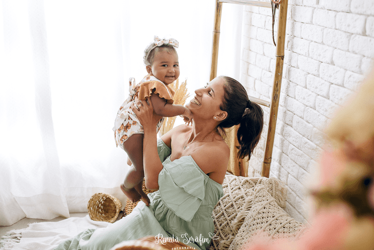 sessao forografica dia das maes, ensaio dia das maes, dia das maes, estudio fotografico em bauru, estudio em jau, foto de dia das maes, presente dia das maes
