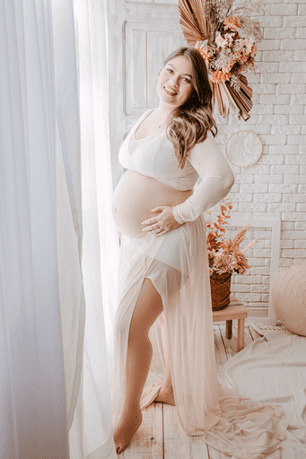 fotografia gestante estudio. estudio fotografico em jau, foto jau, gravida jau, gravida bauru, fotografia de gravida bauru, estudio fotografico jau e regiao, ensaio gestante, fotos em familia, gravida bauru, 