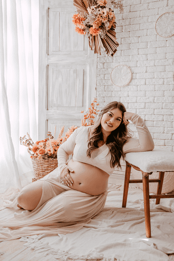 fotografia gestante estudio. estudio fotografico em jau, foto jau, gravida jau, gravida bauru, fotografia de gravida bauru, estudio fotografico jau e regiao, ensaio gestante, fotos em familia, gravida bauru, 