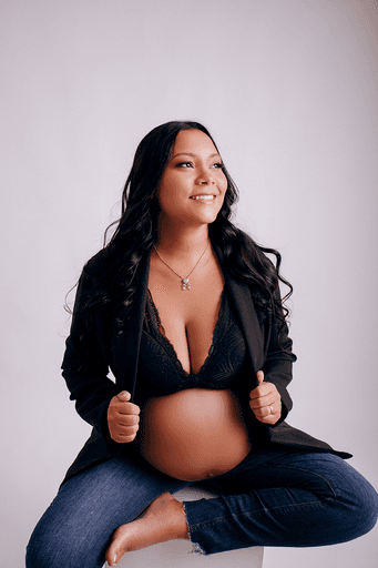 fotografia gestante estudio. estudio fotografico em jau, foto jau, gravida jau, gravida bauru, fotografia de gravida bauru, estudio fotografico jau e regiao, ensaio gestante, fotos em familia, gravida bauru, 