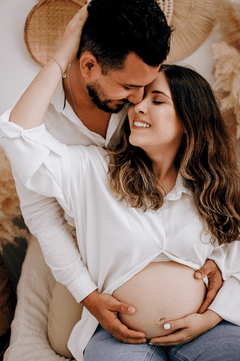 fotografia gestante estudio. estudio fotografico em jau, foto jau, gravida jau, gravida bauru, fotografia de gravida bauru, estudio fotografico jau e regiao, ensaio gestante, fotos em familia, gravida bauru, 