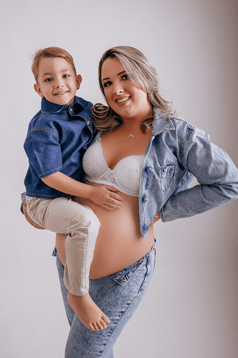 fotografia gestante estudio. estudio fotografico em jau, foto jau, gravida jau, gravida bauru, fotografia de gravida bauru, estudio fotografico jau e regiao, ensaio gestante, fotos em familia, gravida bauru, 