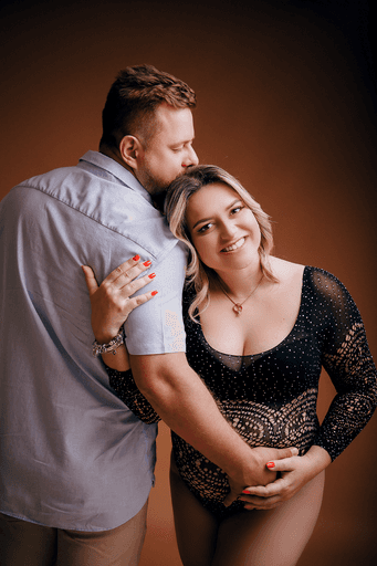 fotografia gestante estudio. estudio fotografico em jau, foto jau, gravida jau, gravida bauru, fotografia de gravida bauru, estudio fotografico jau e regiao, ensaio gestante, fotos em familia, gravida bauru, 