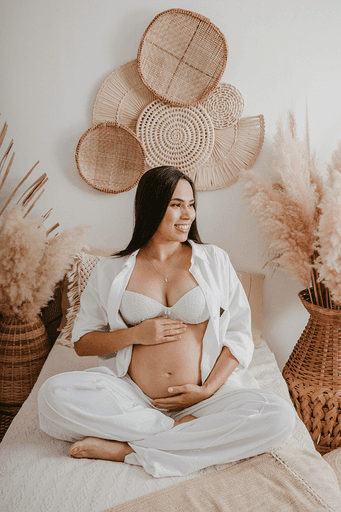 fotografia gestante estudio. estudio fotografico em jau, foto jau, gravida jau, gravida bauru, fotografia de gravida bauru, estudio fotografico jau e regiao, ensaio gestante, fotos em familia, gravida bauru, 