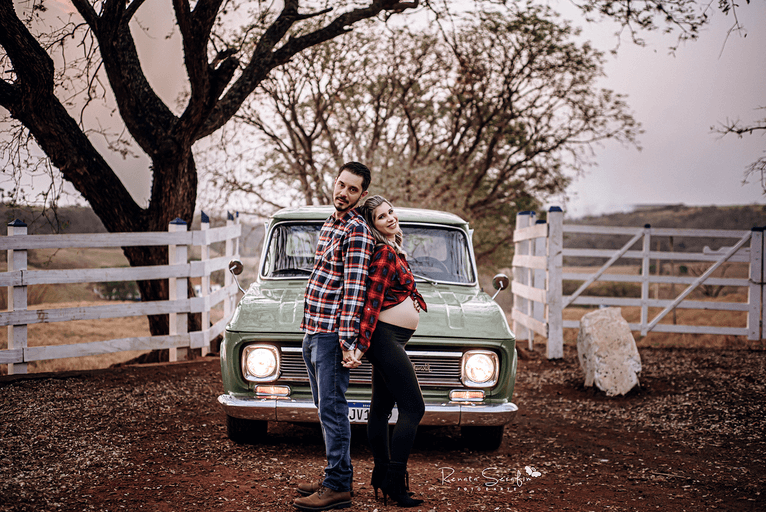 bauru, book gestante, dois corregos, estúdio fotografico, fotografo de gestante, fotografo em bariri, fotografo em jau, fotos de gravida, fotos externas, gestação, gestante, mae de menino, marina pousada do sol, pai de menino, renata serafim, roupas de ge