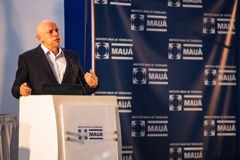 Evento corporativo em São Paulo, palestra do Leandro Karnal