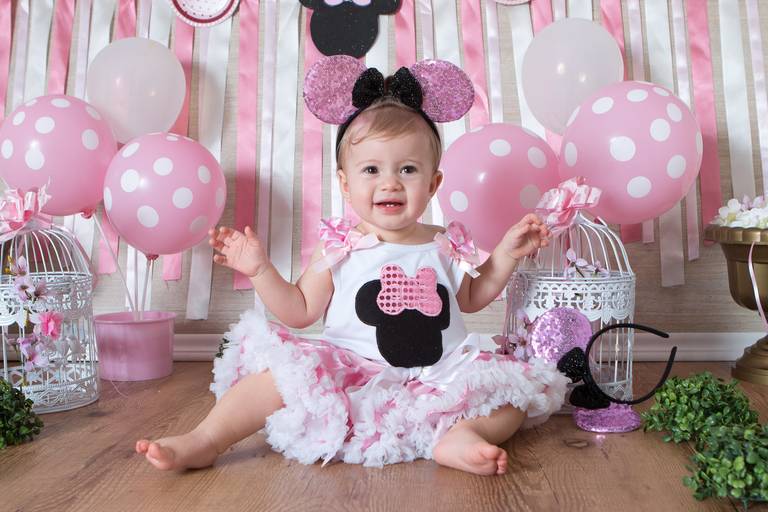 ensaio fotografia smash the cake para menina , fotografia de criança, foto de bebê, foto de menina,   ensaio fotografico  minnie rosa, minnie rosa fotografia