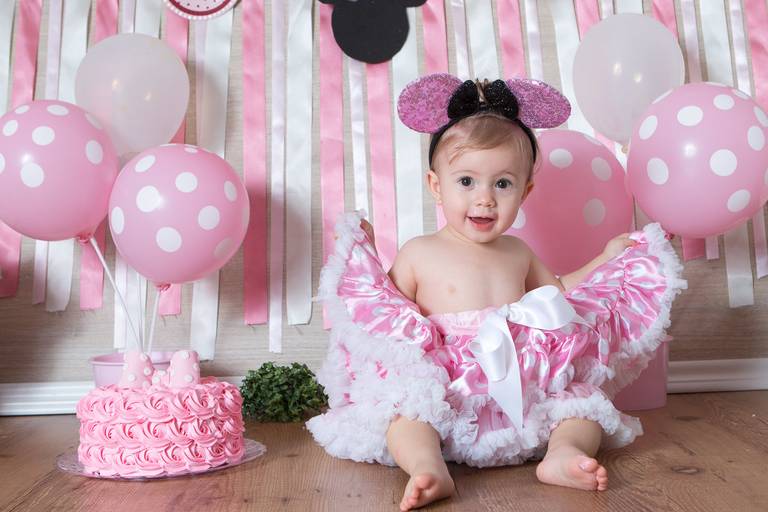 ensaio fotografia smash the cake para menina , fotografia de criança, foto de bebê, foto de menina,   ensaio fotografico  minnie rosa, minnie rosa fotografia