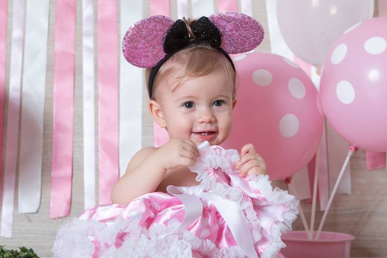 ensaio fotografia smash the cake para menina , fotografia de criança, foto de bebê, foto de menina,   ensaio fotografico  minnie rosa, minnie rosa fotografia