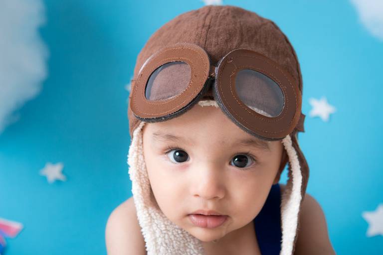 ensaio fotografia smash the cake para menino com tema Aviador , fotografia de criança, foto de bebê, foto de menino