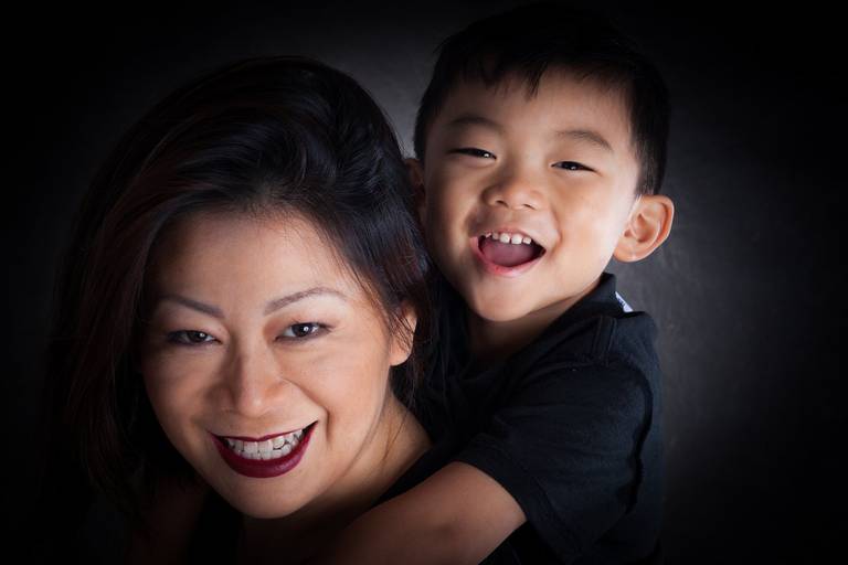 fotografia de mãe e filho