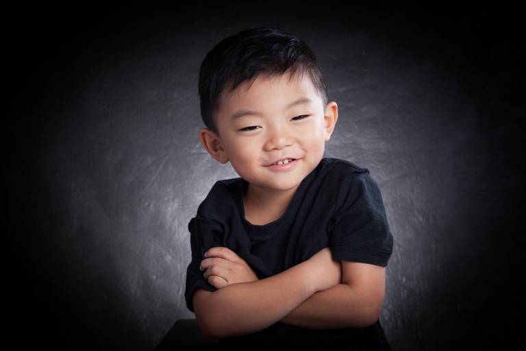 retrato de criança , menino , fotografia de criança , felicidade